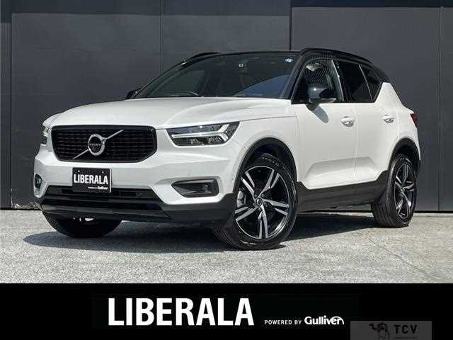 2022 Volvo XC40