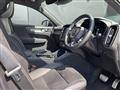 2022 Volvo XC40