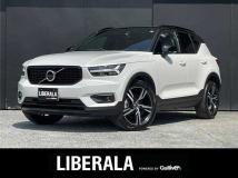 2022 Volvo XC40