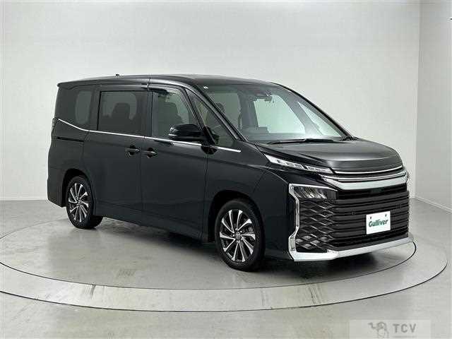 2023 Toyota Voxy