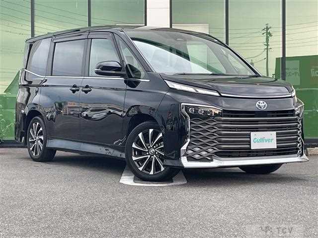 2023 Toyota Voxy