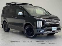 2021 Mitsubishi Delica D5
