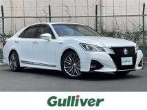 2015 Toyota Crown Hybrid