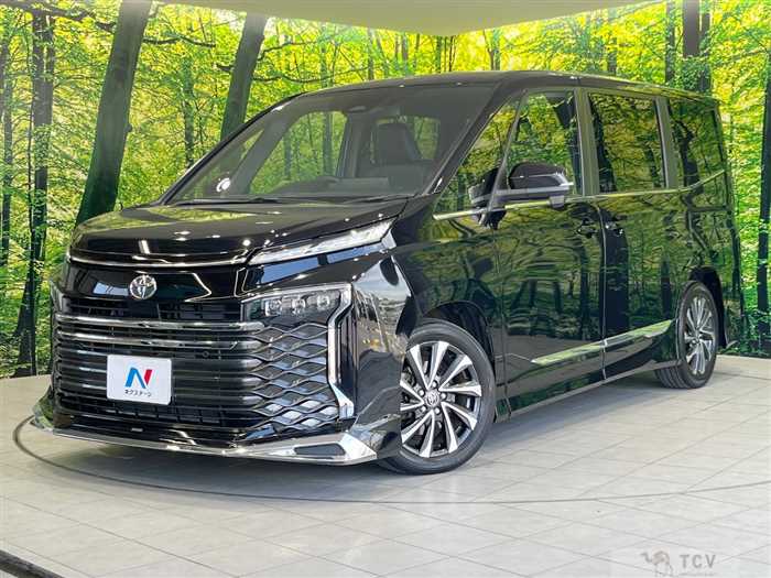 2023 Toyota Voxy