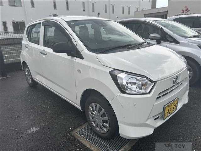 2021 Daihatsu Mira Es