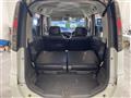 2010 Nissan ROOX