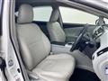 2012 Toyota PRIUS α