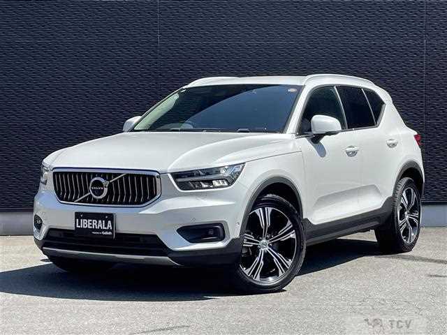 2021 Volvo XC40