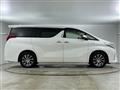 2015 Toyota Alphard Hybrid