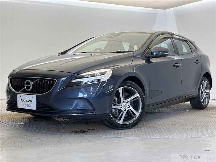 2017 Volvo V40