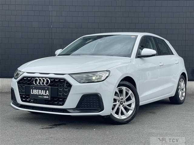 2022 Audi A1