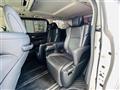 2016 Toyota Alphard