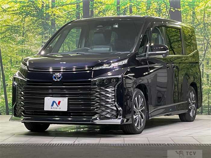 2022 Toyota Voxy