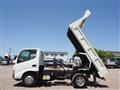 2001 Hino Dutro