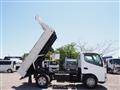 2001 Hino Dutro