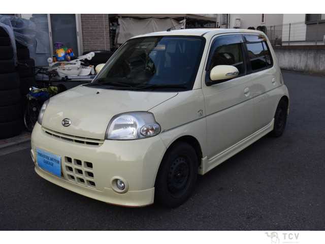 2009 Daihatsu Esse