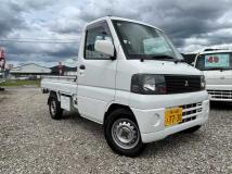 2005 Mitsubishi Minicab Truck