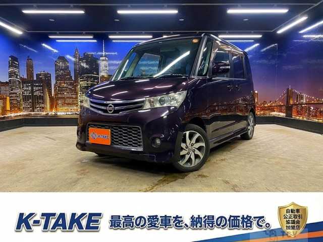 2010 Nissan ROOX