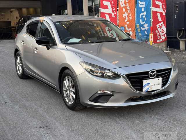 2014 Mazda Axela
