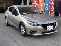 2014 Mazda Axela