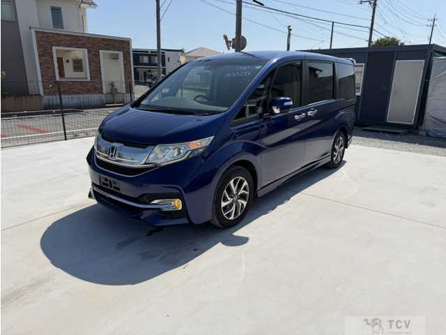 2018 Honda Step WGN