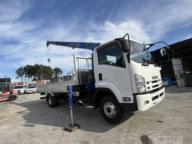2013 Isuzu Isuzu Others