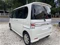 2010 Daihatsu Tanto