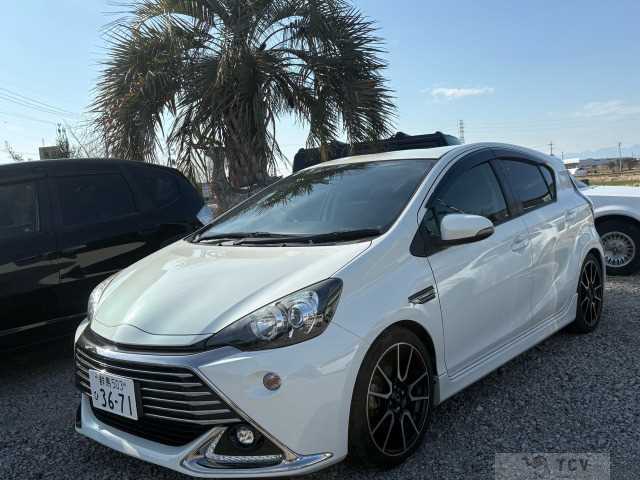 2015 Toyota AQUA
