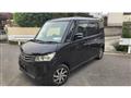 2011 Nissan ROOX