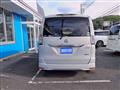 2012 Nissan Serena