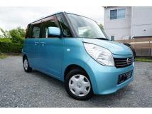 2013 Nissan ROOX