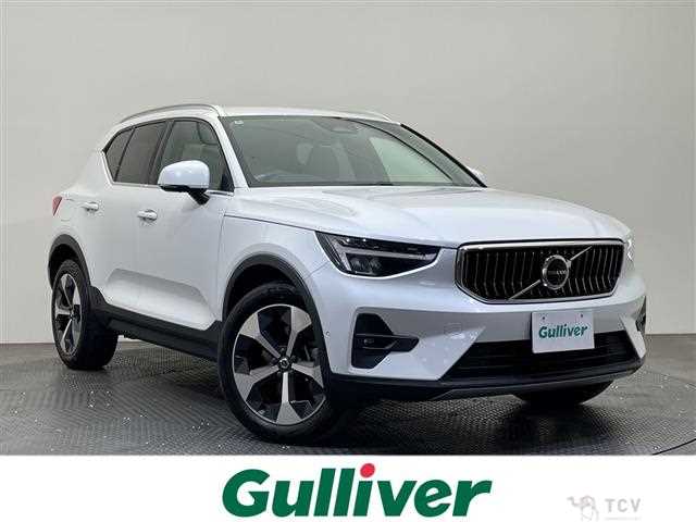 2022 Volvo XC40