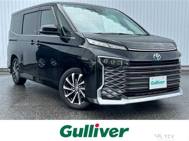 2023 Toyota Voxy