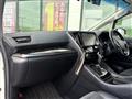 2018 Toyota Alphard Hybrid