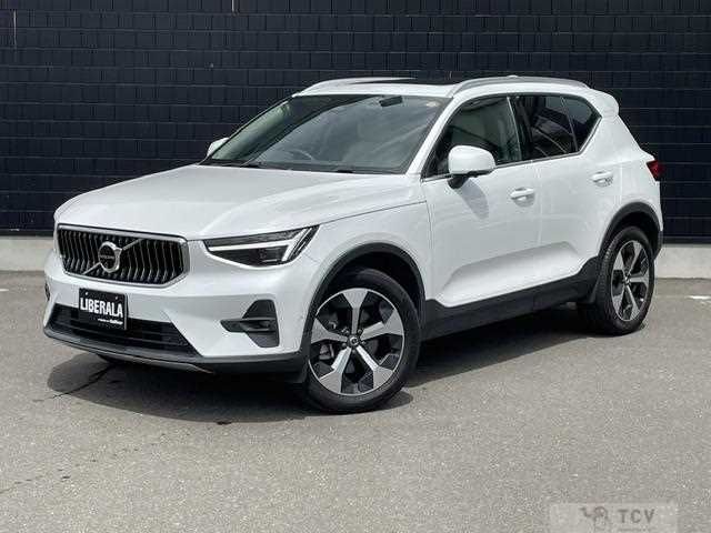 2024 Volvo XC40