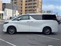 2019 Toyota Alphard Hybrid