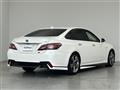 2019 Toyota Crown Hybrid