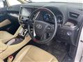 2016 Toyota Alphard Hybrid