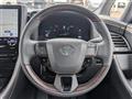 2023 Toyota Alphard Hybrid