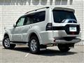 2019 Mitsubishi Pajero