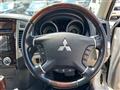 2019 Mitsubishi Pajero
