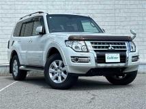 2019 Mitsubishi Pajero
