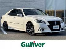 2015 Toyota Crown Hybrid