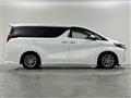 2020 Toyota Alphard Hybrid