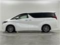 2020 Toyota Alphard Hybrid