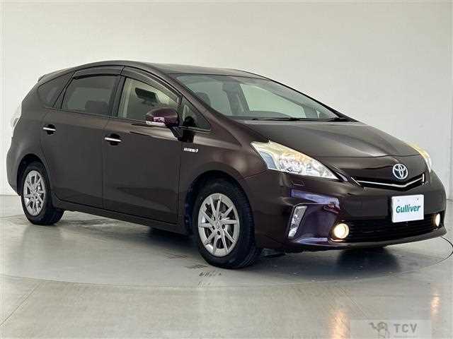 2014 Toyota PRIUS α