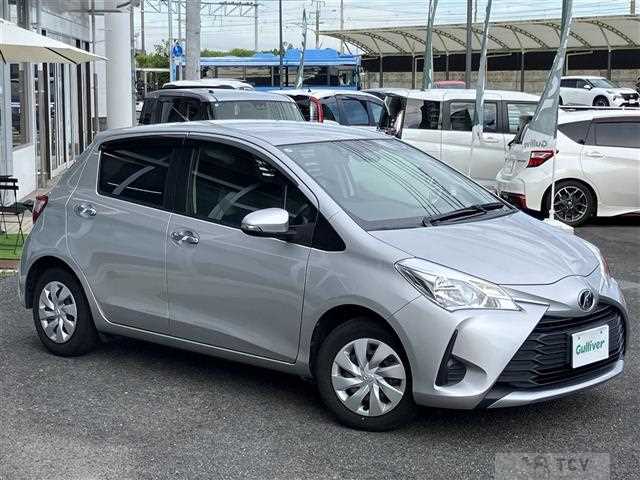 2017 Toyota Vitz