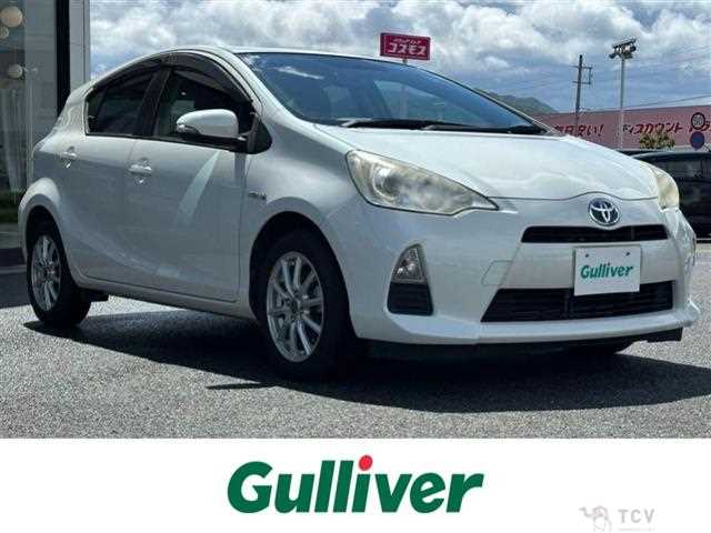 2013 Toyota AQUA