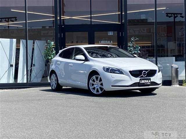 2015 Volvo V40