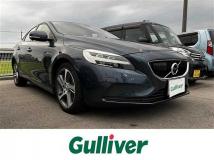 2017 Volvo V40